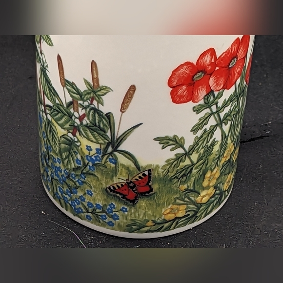 Cardew Designs Bone China Mugs Floral With Wildflowers And Peonies Set Of 2 - Picture 4 of 8